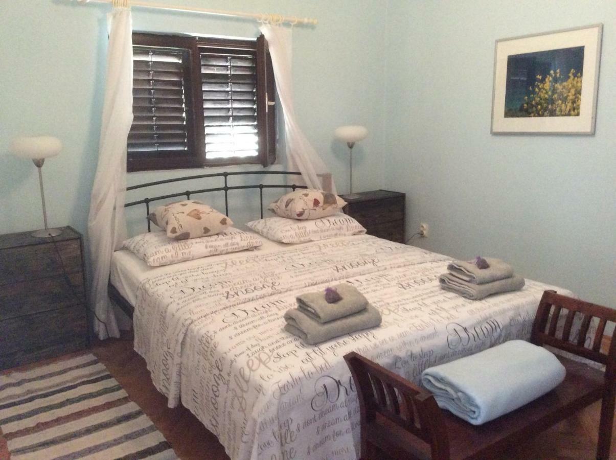 The Sea Cottage Apartments Drage Exterior foto